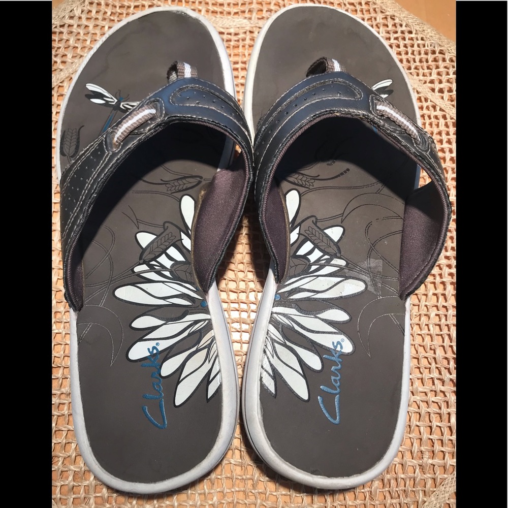 NEW CLARK Toe Thong Sz8 SANDAL